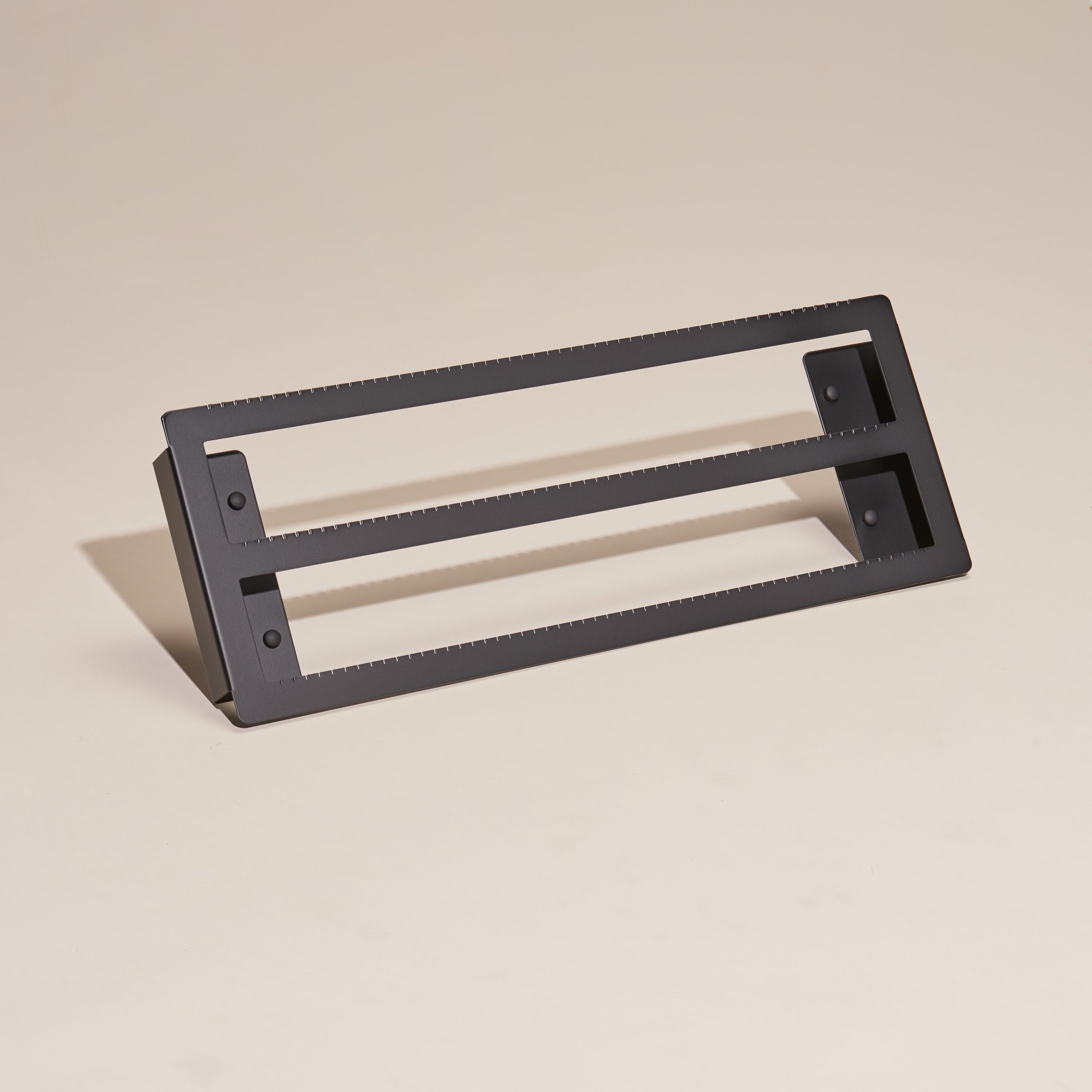 Large Earring Holder - Safran Everyday