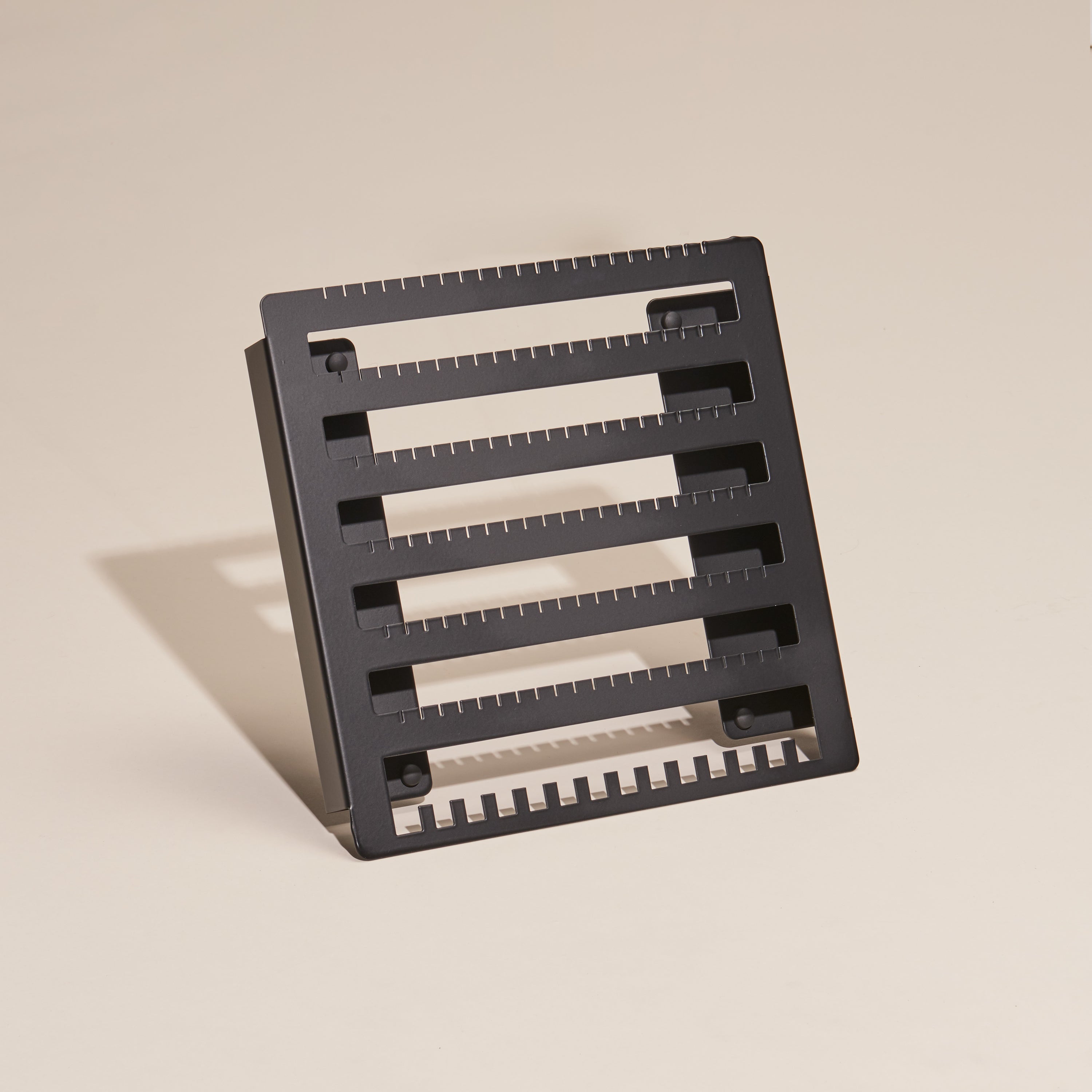 Earring Holder with Necklace Row - Safran Everyday