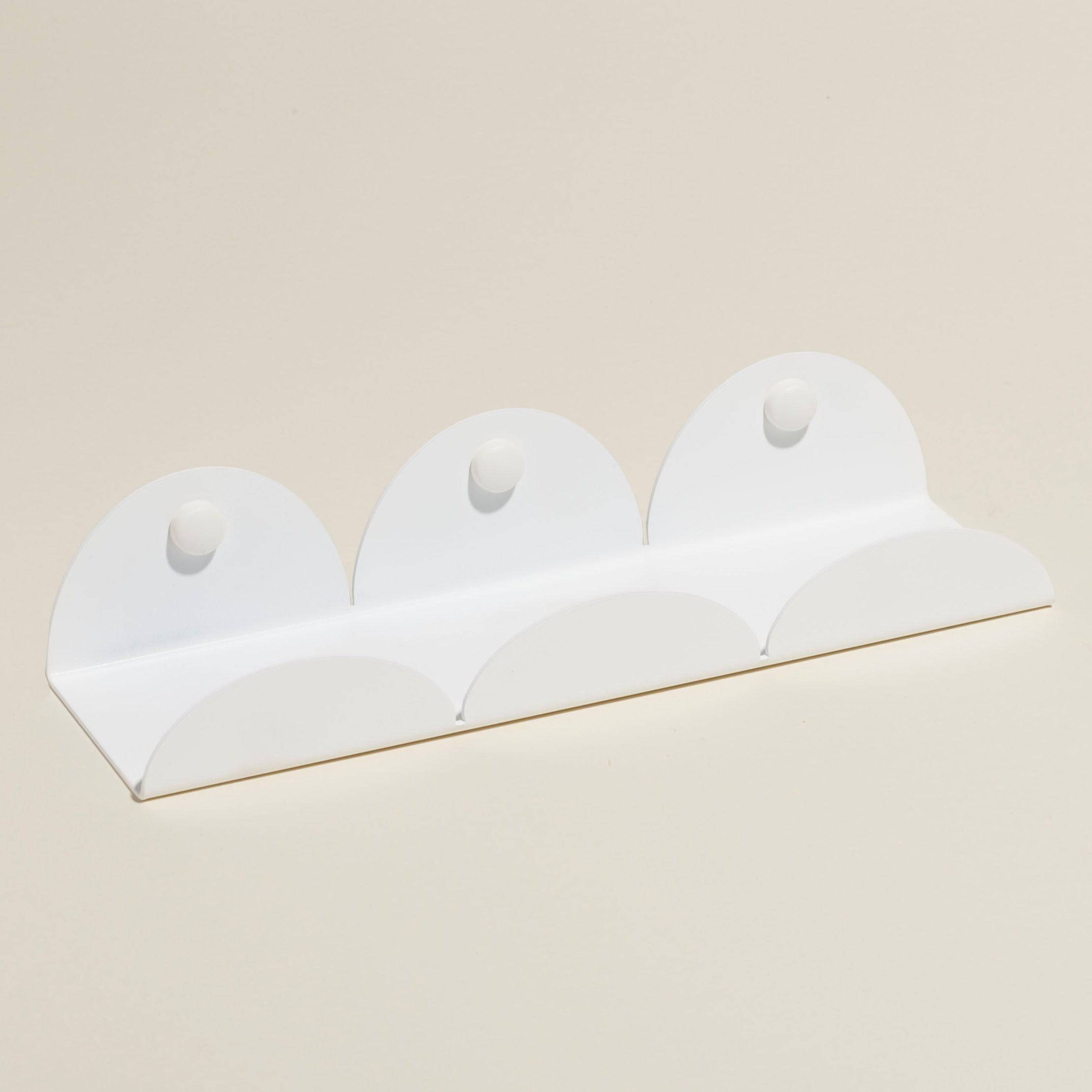 Scalloped wall Shelf - Safran Everyday