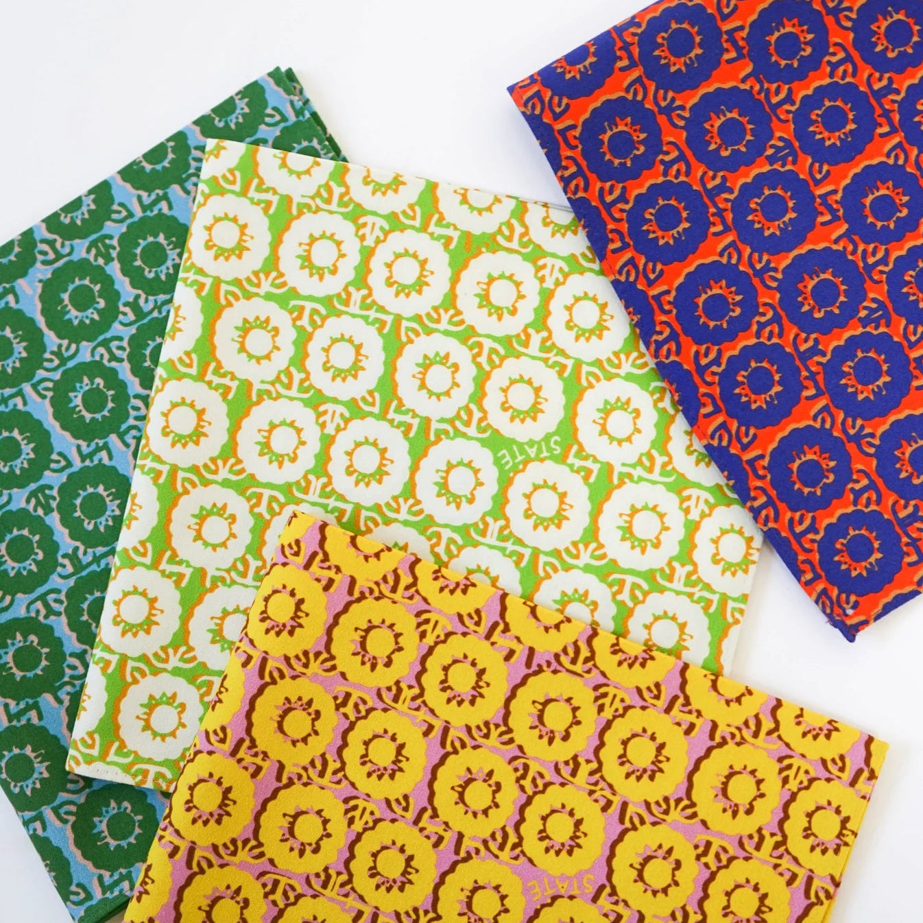 State the Label Cloth Napkins – Set of 4