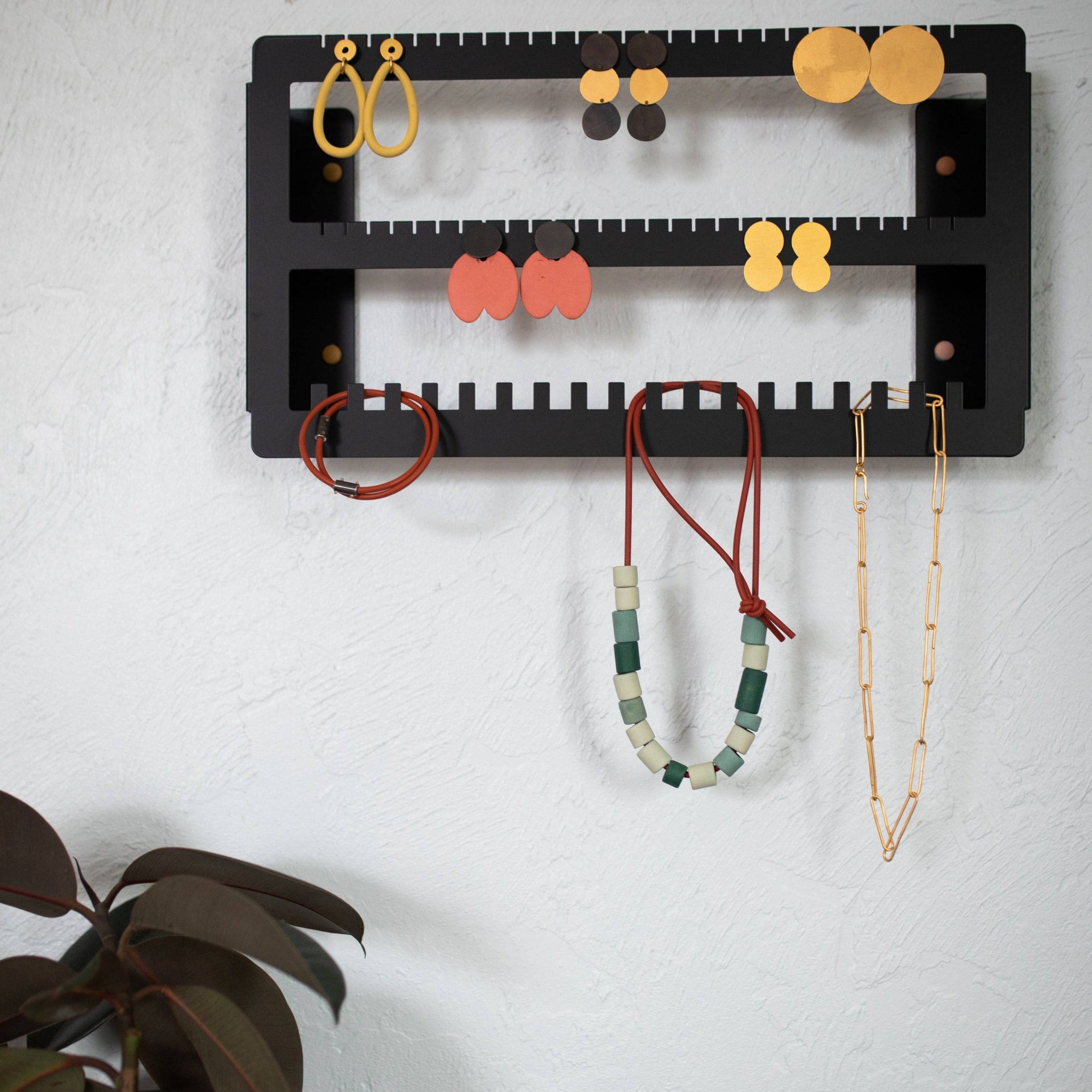 Large Jewelry Holder (with necklace row) - Safran Everyday